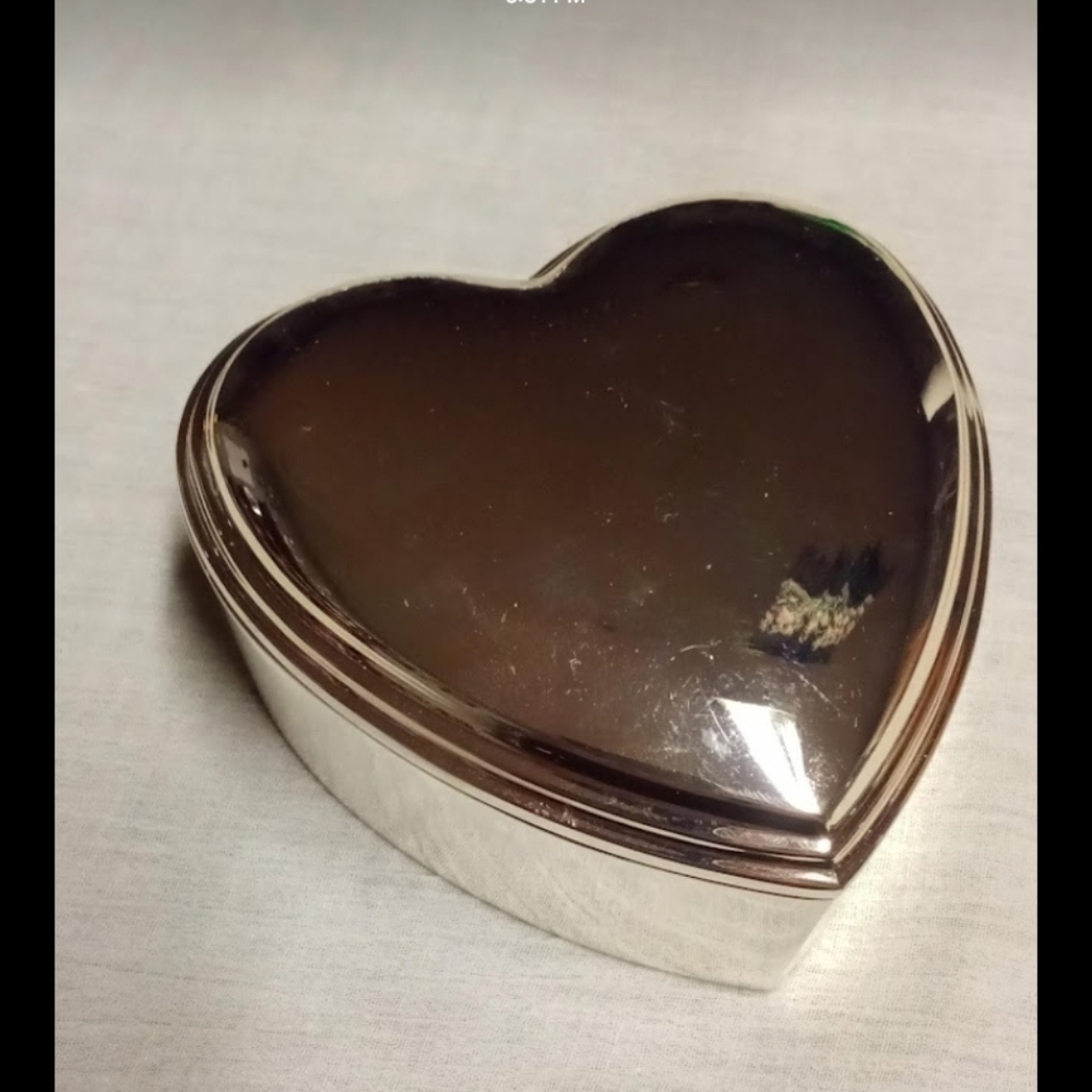 Silver Heart-Shaped Jewelry Box